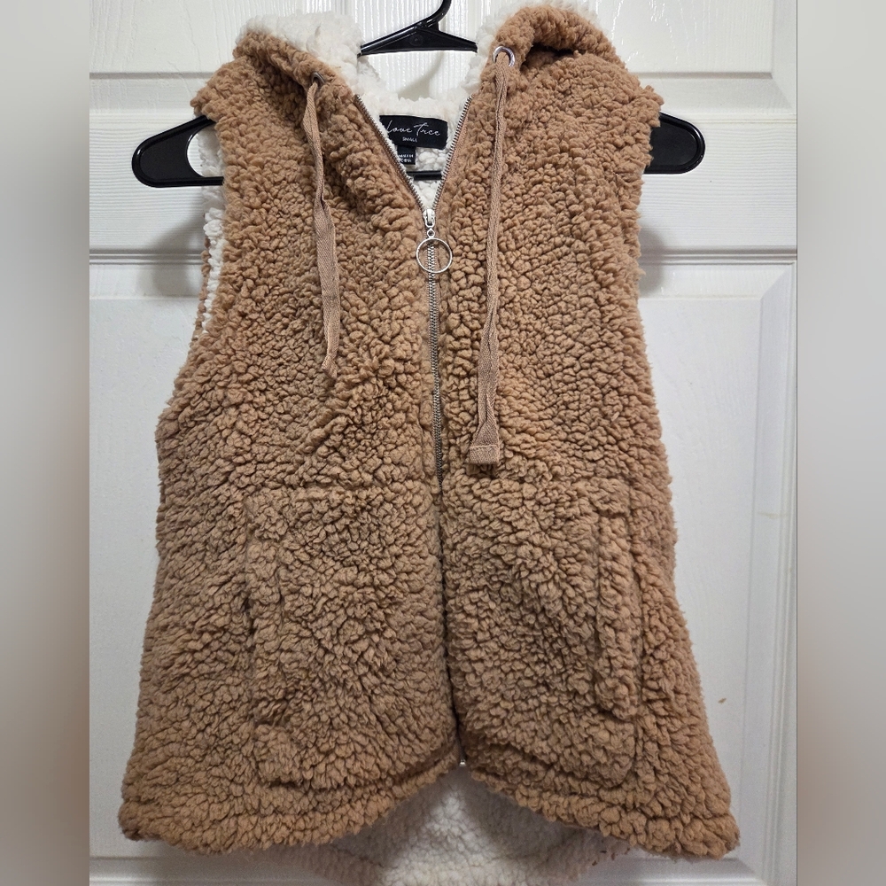 Love Tree Sherpa Vest- NWOT